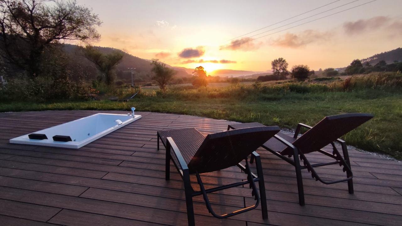 Luzada Glamping Burbujas - Designed For Adults 호텔 Juances 외부 사진